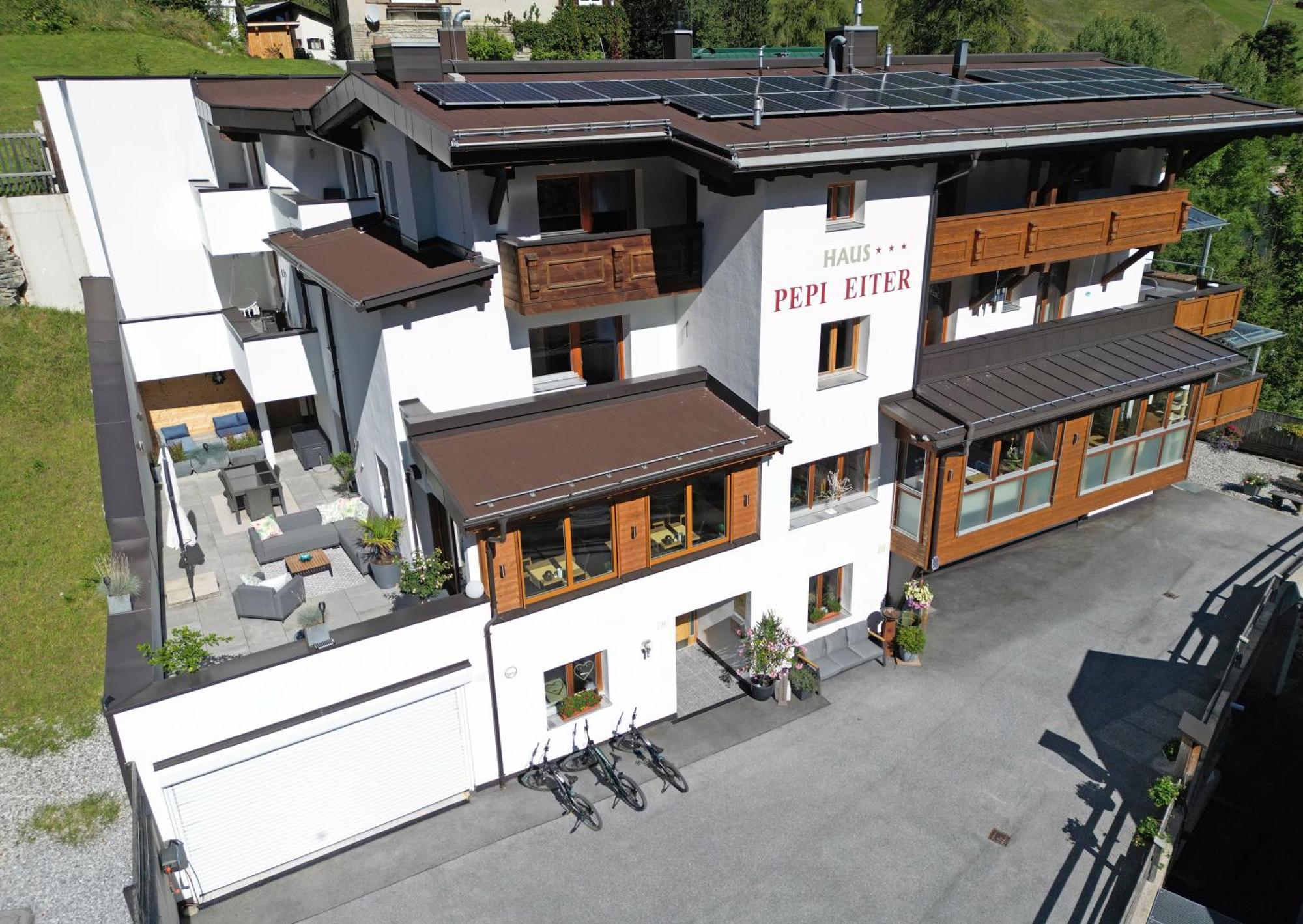 Quality Hosts Arlberg - Haus Pepi Eiter 호텔 장크트안톤암아를베르크 외부 사진