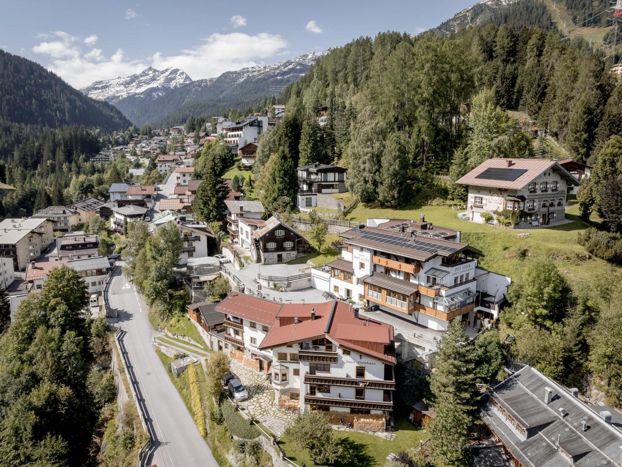 Quality Hosts Arlberg - Haus Pepi Eiter 호텔 장크트안톤암아를베르크 외부 사진