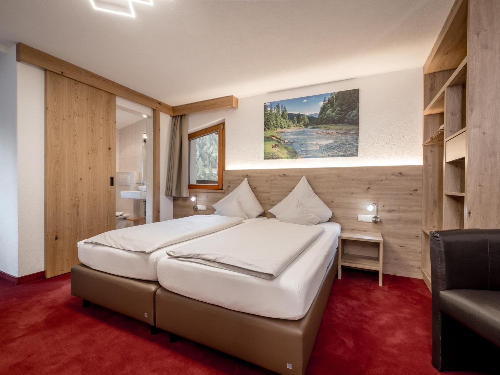 Quality Hosts Arlberg - Haus Pepi Eiter 호텔 장크트안톤암아를베르크 외부 사진