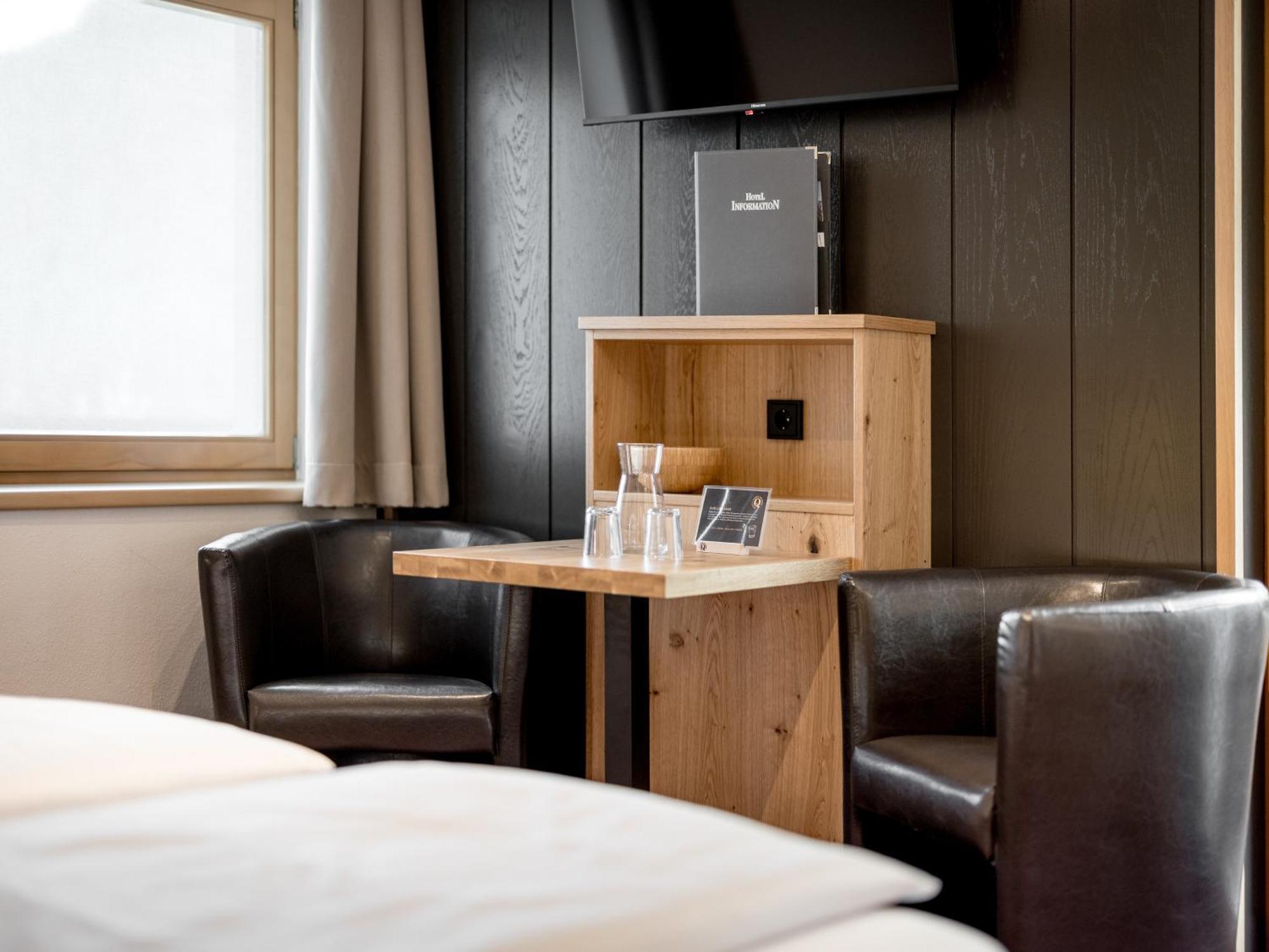 Quality Hosts Arlberg - Haus Pepi Eiter 호텔 장크트안톤암아를베르크 외부 사진