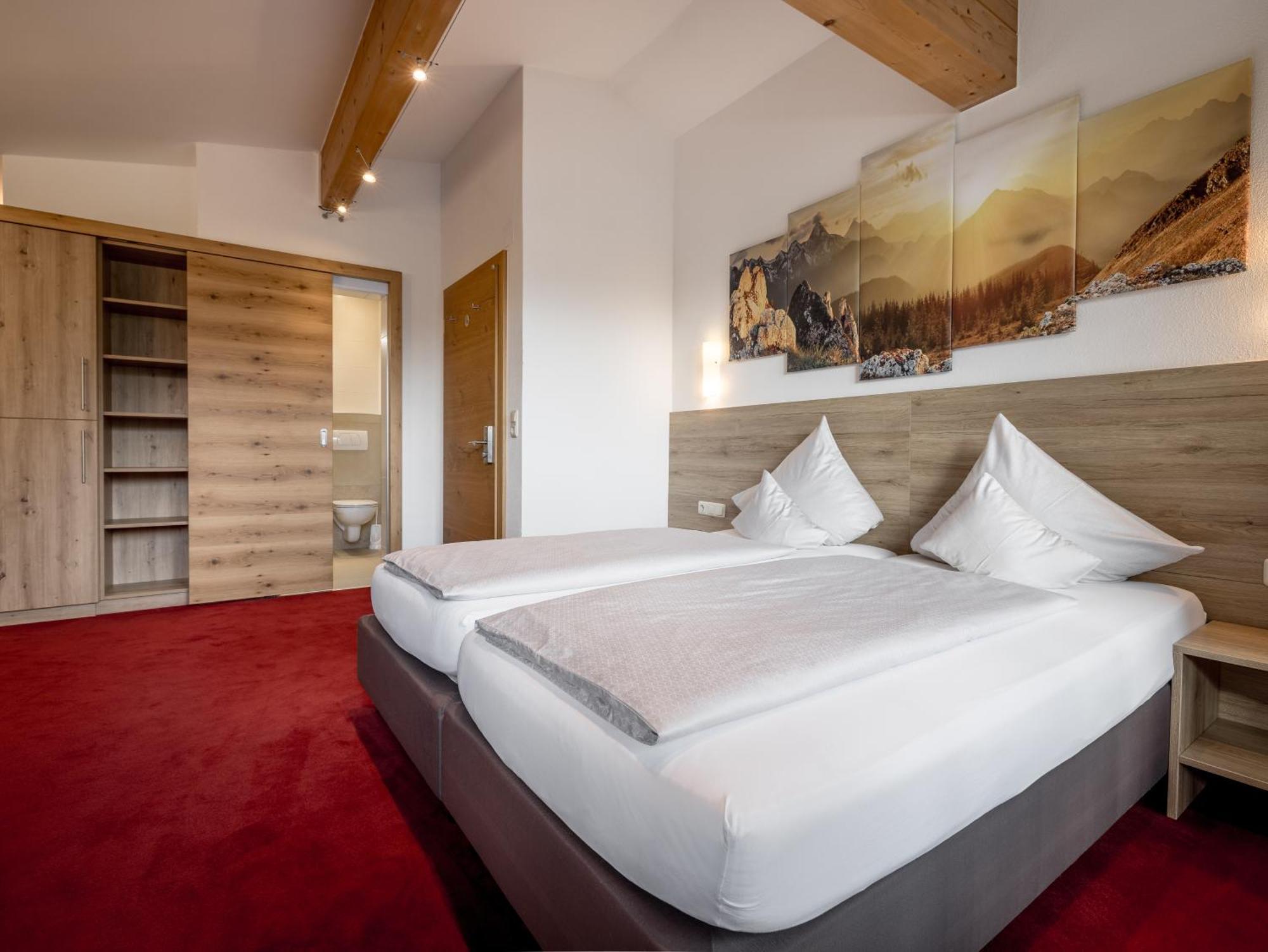 Quality Hosts Arlberg - Haus Pepi Eiter 호텔 장크트안톤암아를베르크 외부 사진