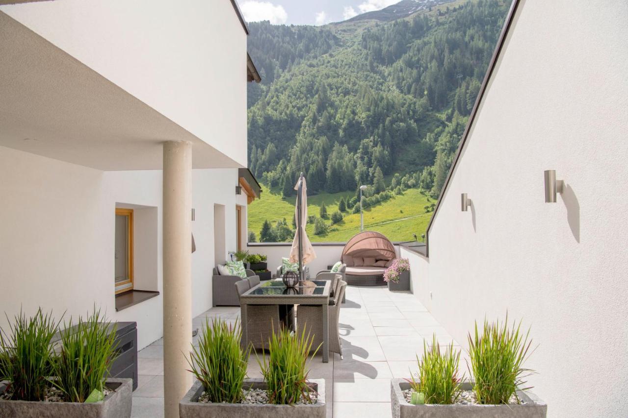 Quality Hosts Arlberg - Haus Pepi Eiter 호텔 장크트안톤암아를베르크 외부 사진