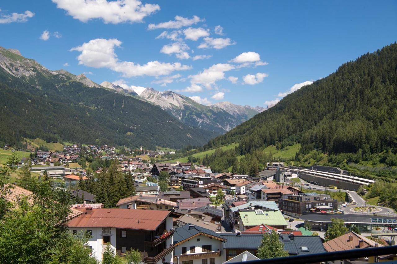 Quality Hosts Arlberg - Haus Pepi Eiter 호텔 장크트안톤암아를베르크 외부 사진